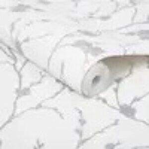 NEW Graham & Brown Meiying Floral Wallpaper Chalk White Silver Metallic Bloom